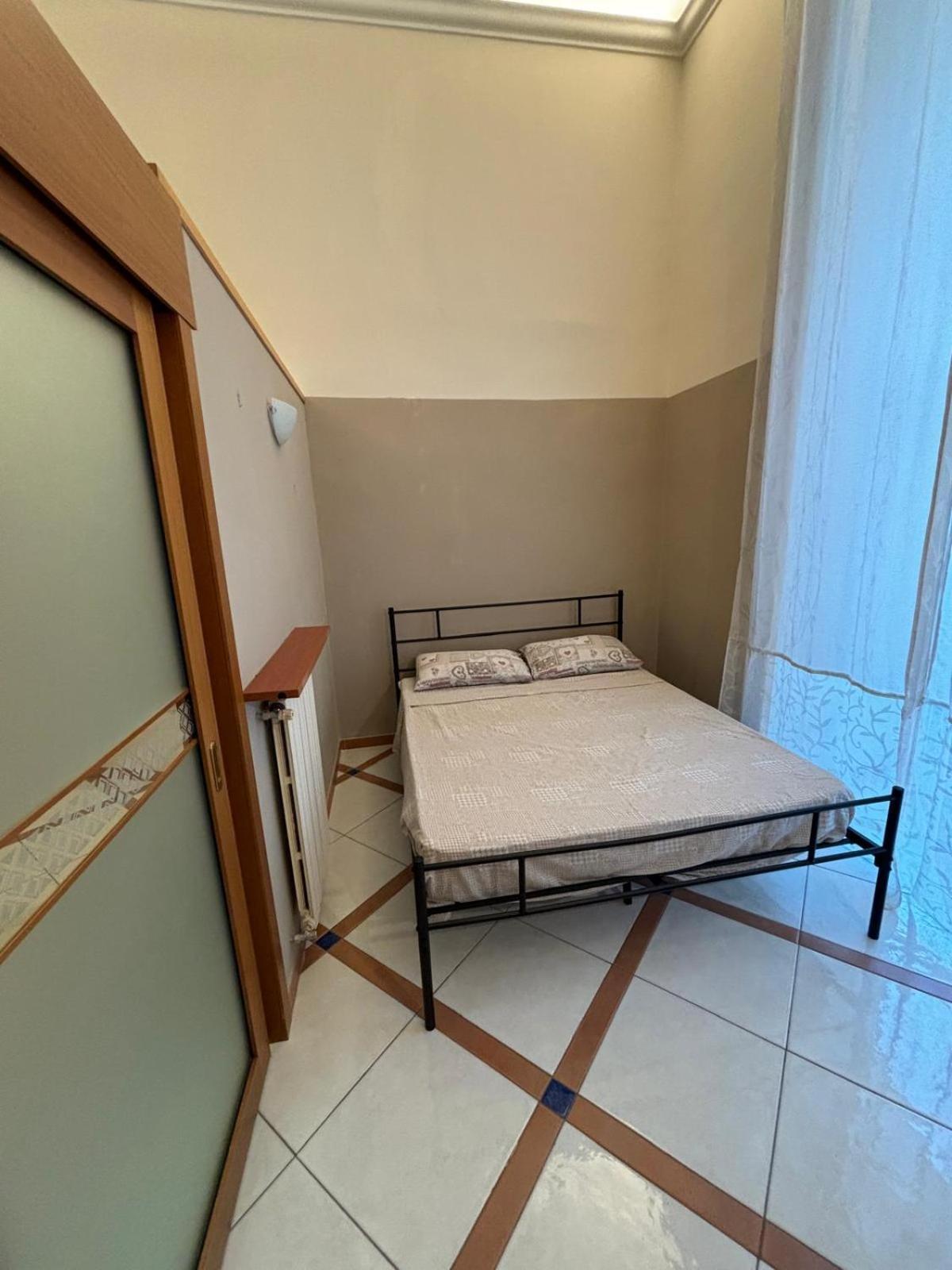 Apartamento Casa Toto' Nápoles Habitación foto