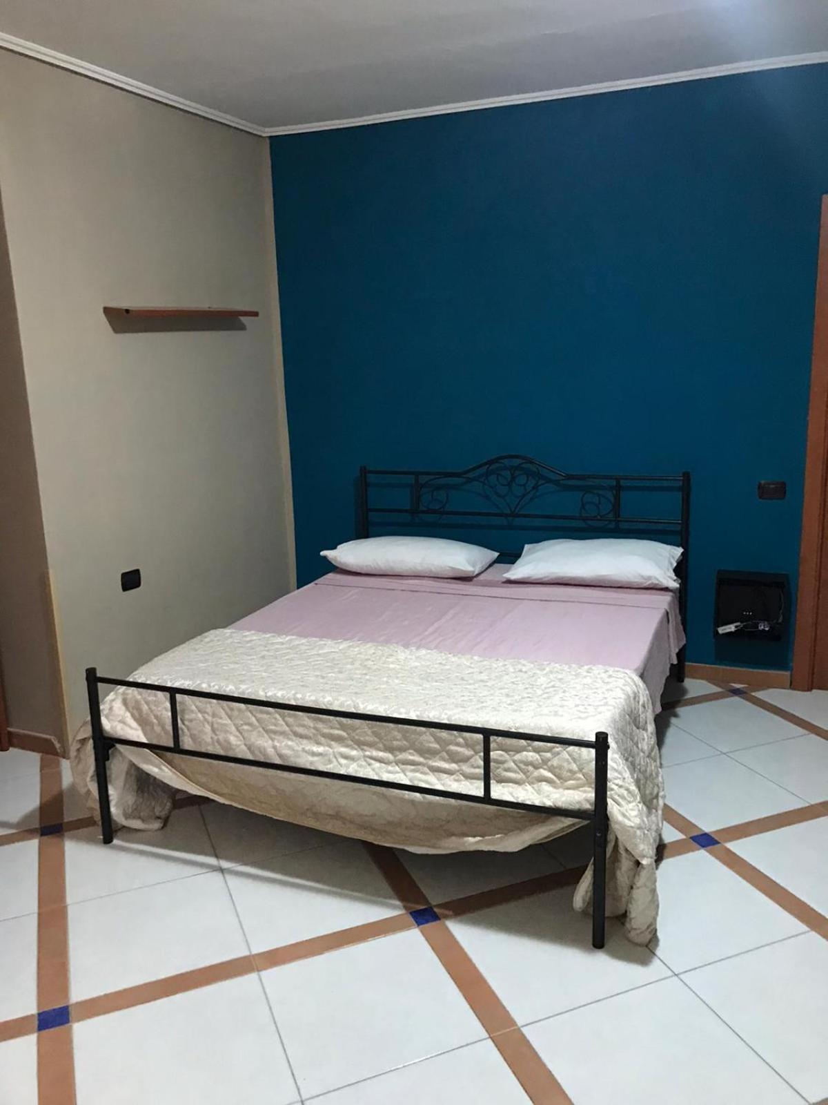 Apartamento Casa Toto' Nápoles Habitación foto
